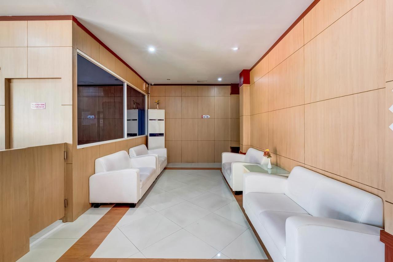Oyo Flagship 3726 Tembok Batu Residence Tugu Exterior foto