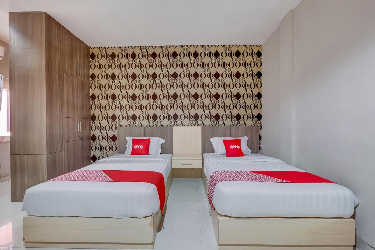Oyo Flagship 3726 Tembok Batu Residence Tugu Exterior foto
